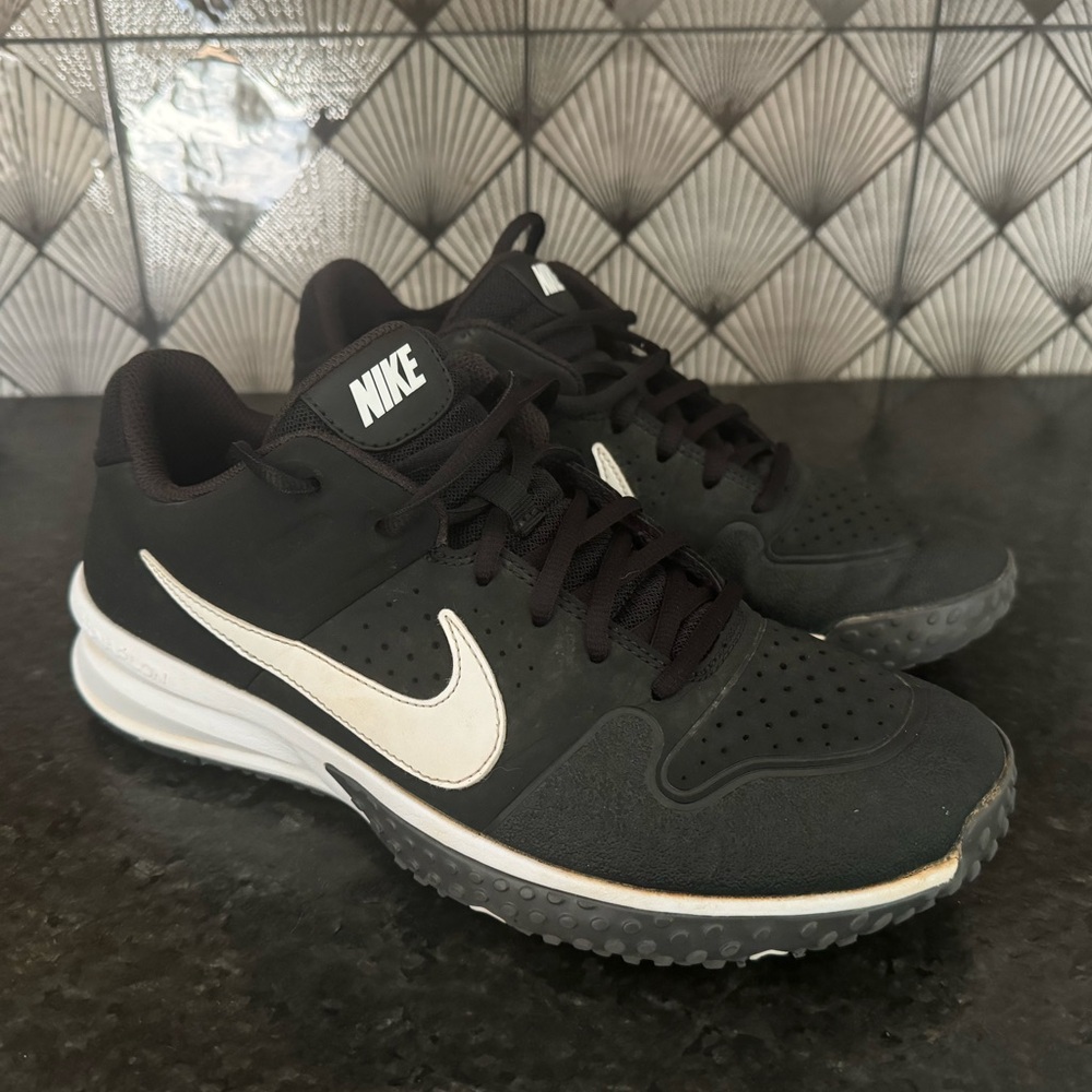 Nike Turf Alpha Huarache Varsity